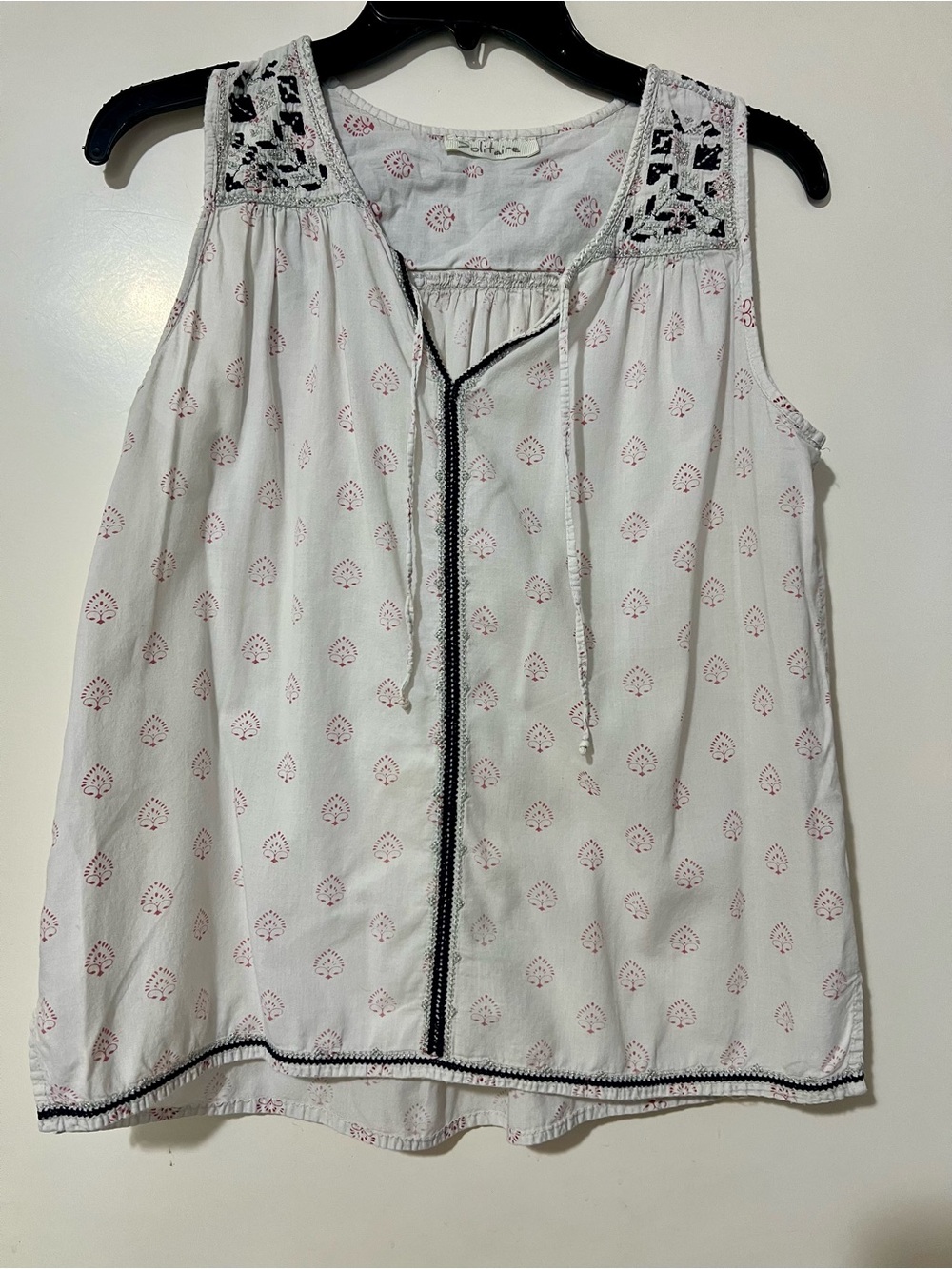 Solitaire White Boho Patterned Sleeveless Top with Ties